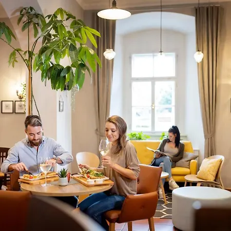Jufa Klosterhotel Hotel 3*