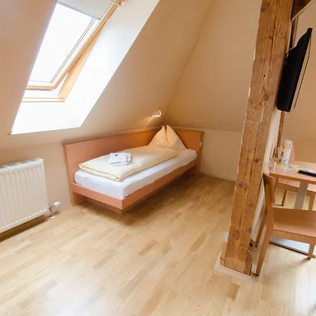 Jufa - Self Check-in Отель