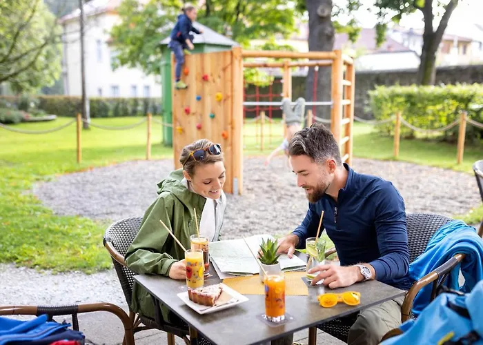 Jufa - Self Check-in 3*